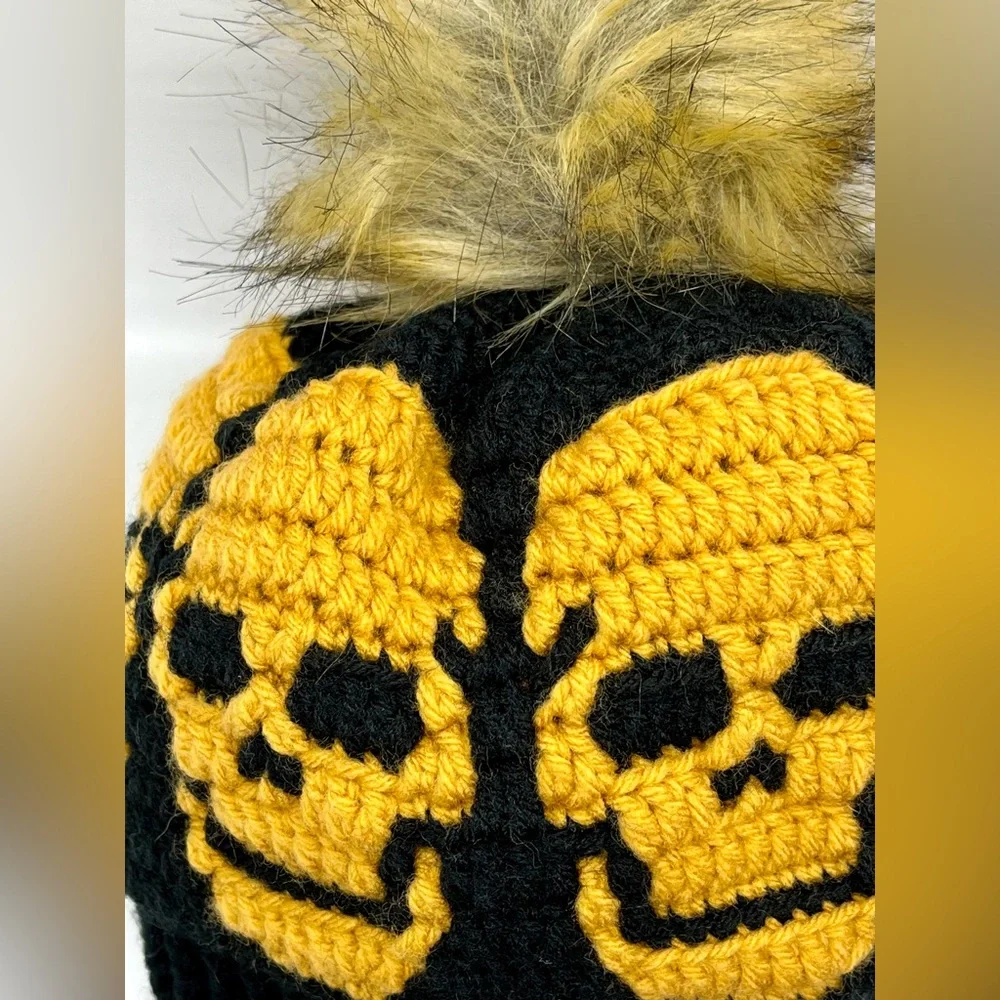 💀Skull pattern beanie💀 - Picture 6 of 8